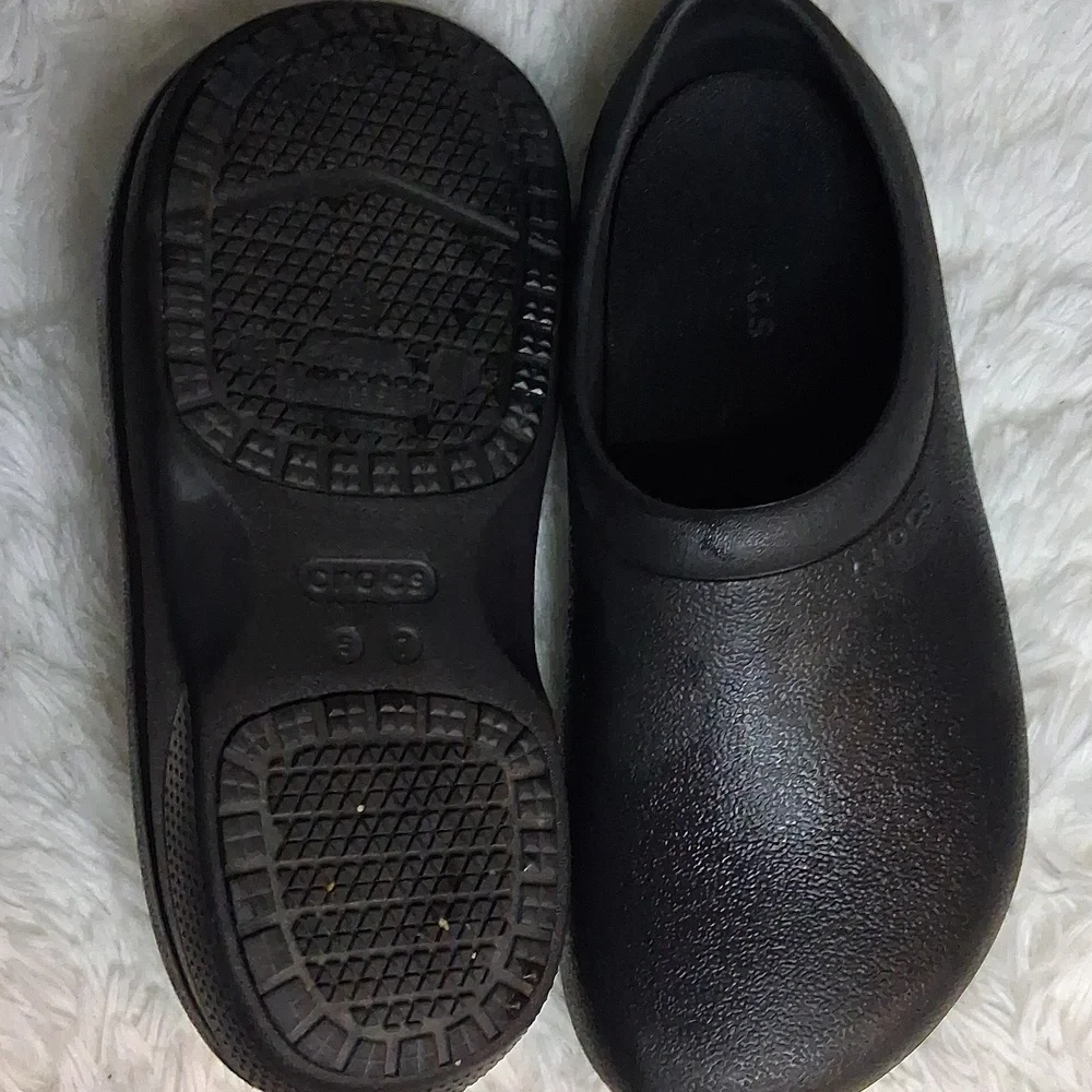 Crocs On-The-Clock Work Slip-On Black Clogs Size 5-7 - Picture 6 of 7